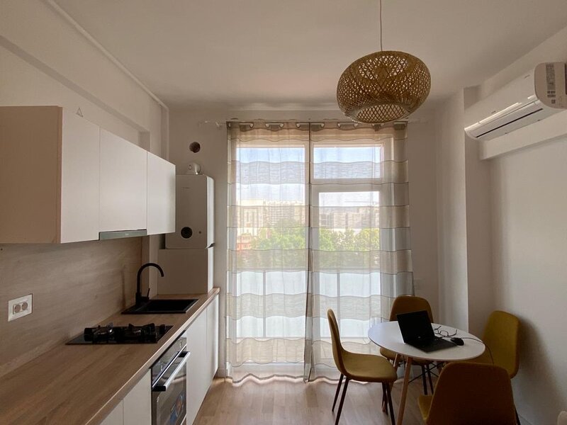 Parcul Carol, Academia Tehnica Militara,